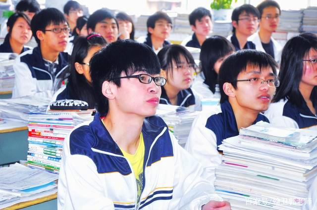 2002年高考600多分是什么水平，今年2002年高考分数